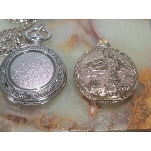 Quartz Pocket Watch Lot 1986 Commemorative Liberty Eagle + Silver Chain